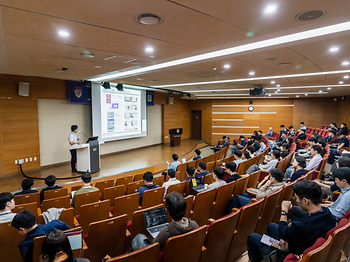 AI Tech Day 2024 이미지